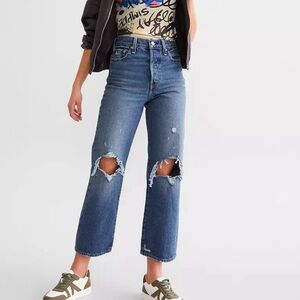 Levi’s Ribcage Ankle High Rise Straight Distressed Jeans